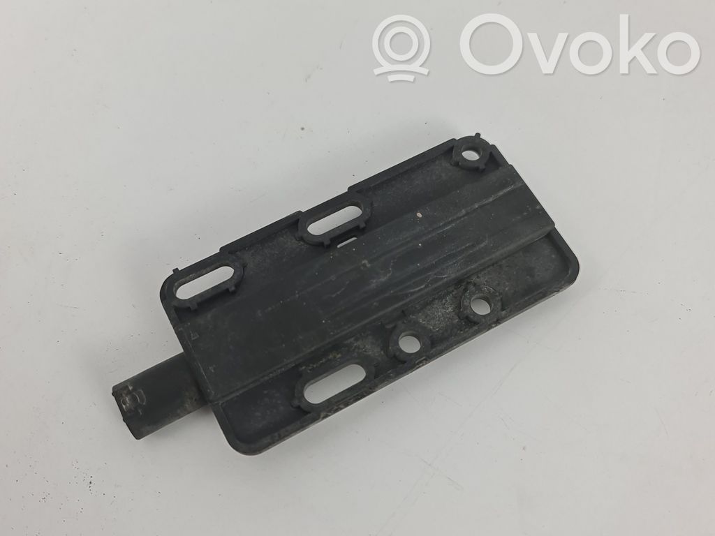 Keyless system antenna   6922212