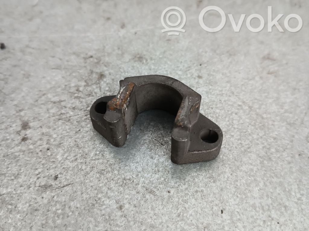 Abrazadera del inyector de combustible   13537787215,7787215