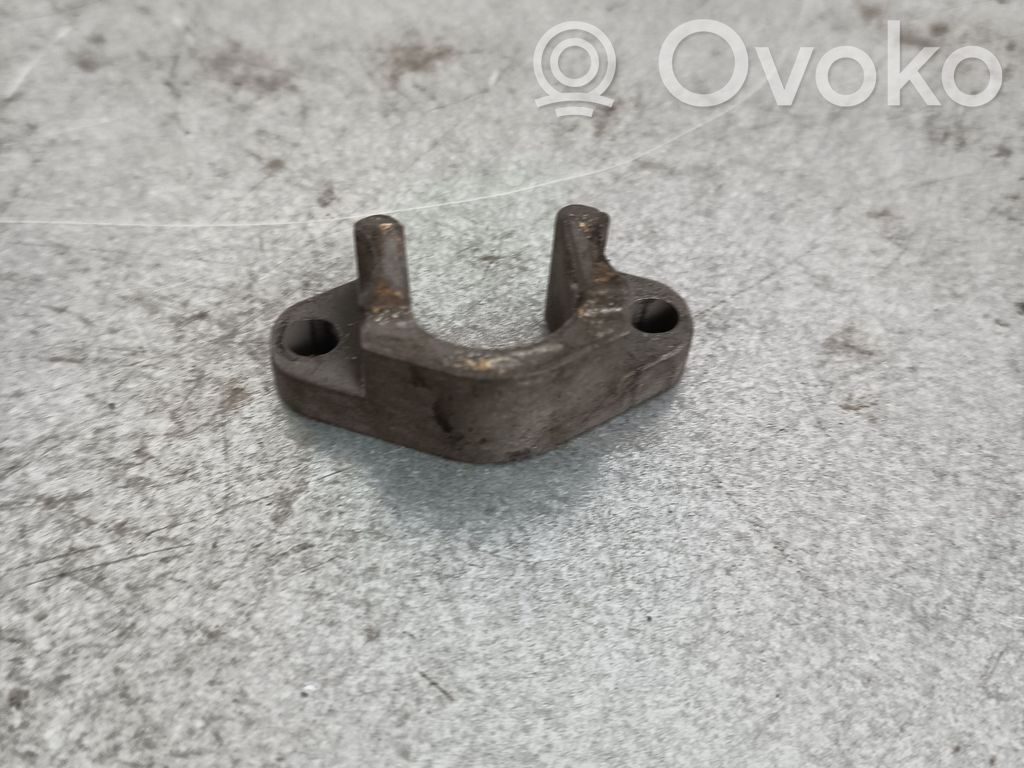 Abrazadera del inyector de combustible   13537787215,7787215