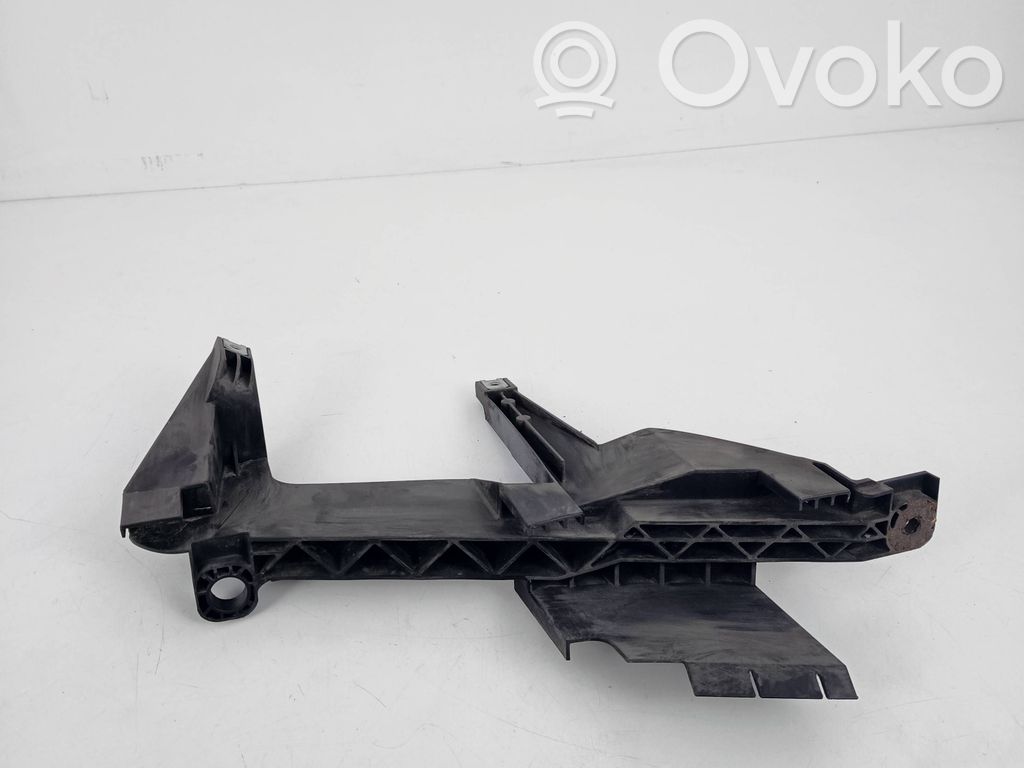 Headlight/headlamp mounting bracket   1301073025