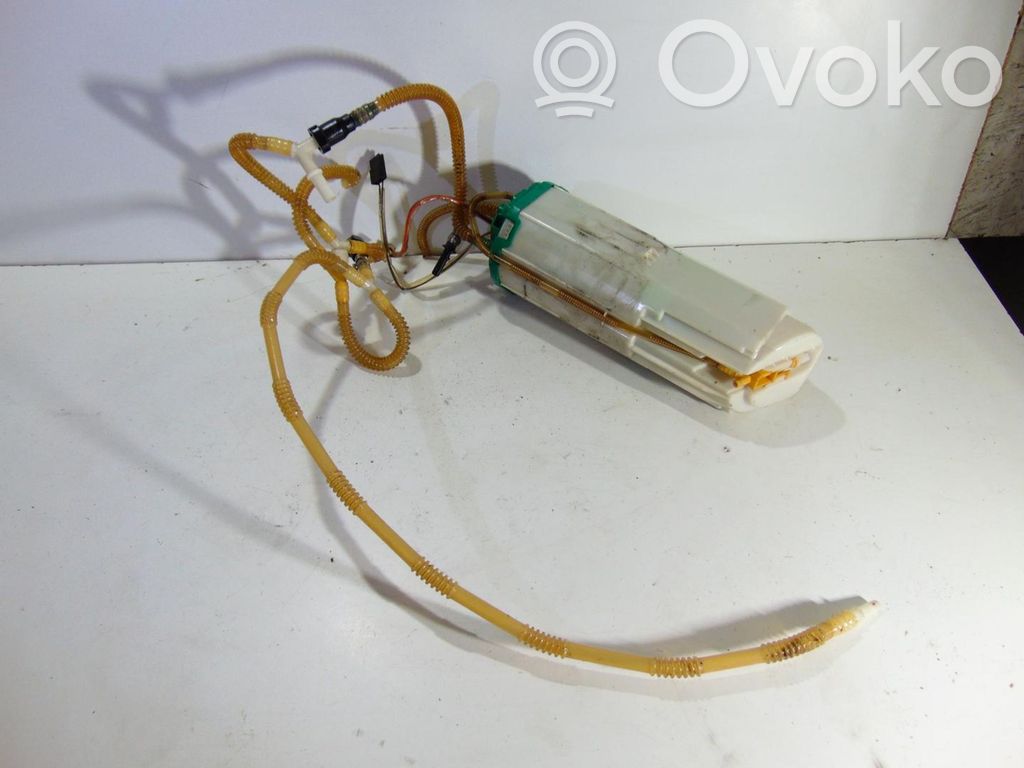 Audi A8 S8 D3 4E Bomba interna de combustible 