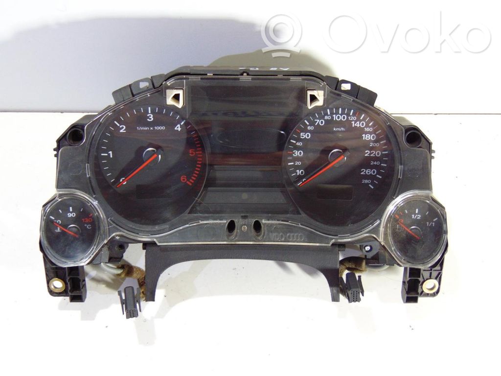 Audi A8 S8 D3 4E Nopeusmittari (mittaristo) 