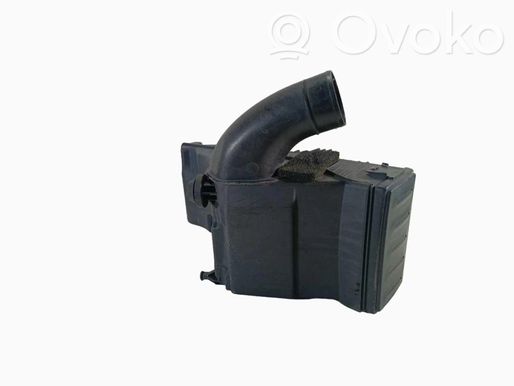 Renault Clio III Air filter box 