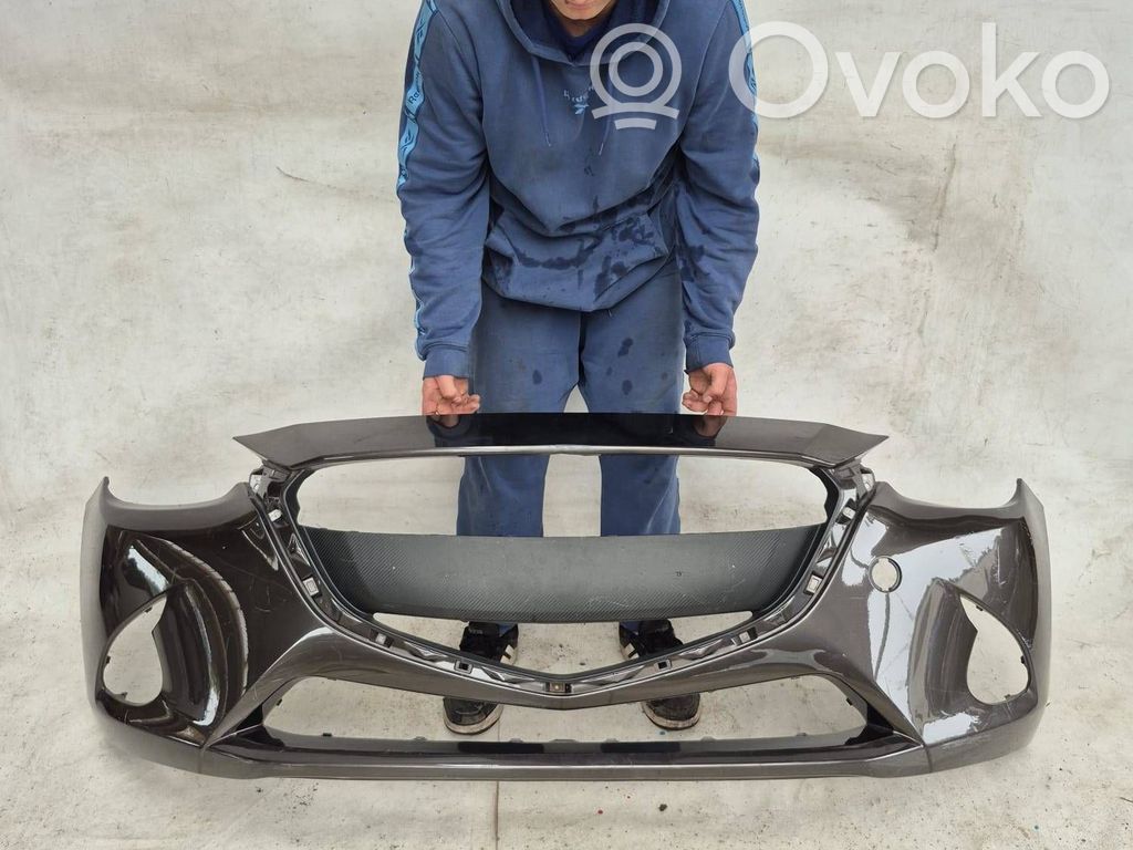 Front bumper   DB5J50031