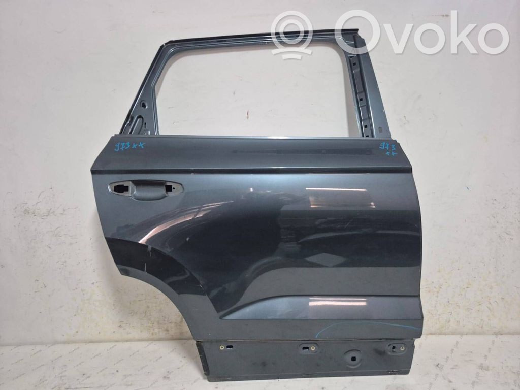Rear door