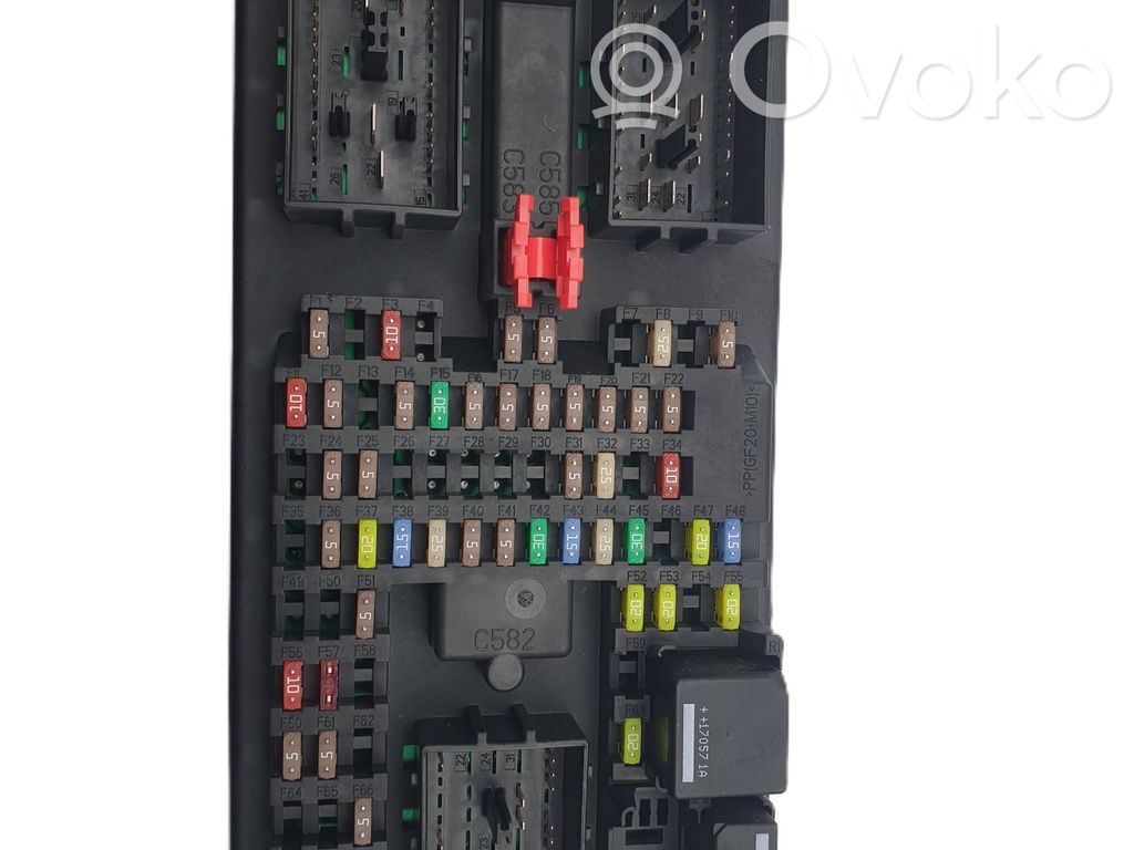 Land Rover Range Rover Evoque L538 Central body control module 
