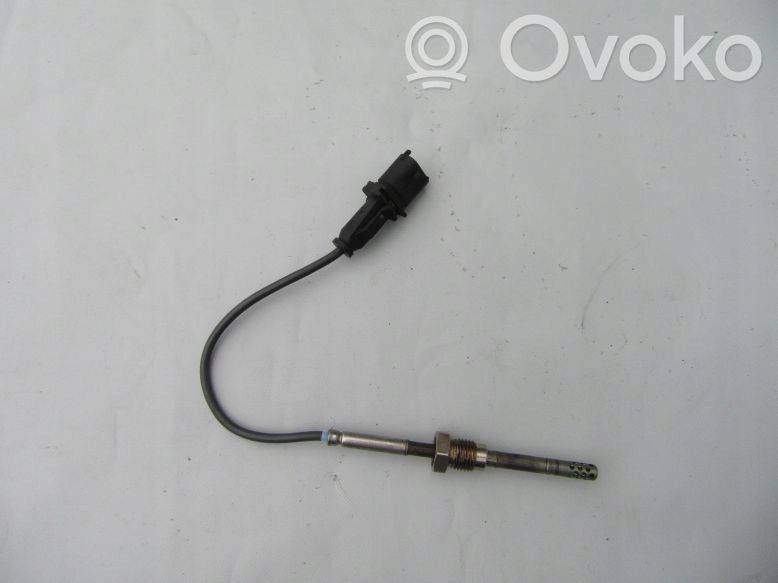 Opel Astra J Exhaust gas temperature sensor 