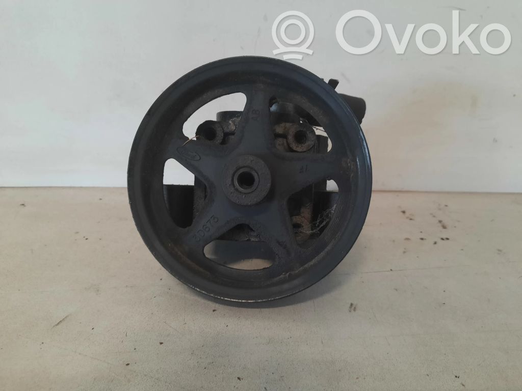 Jaguar X-Type Power steering pump 