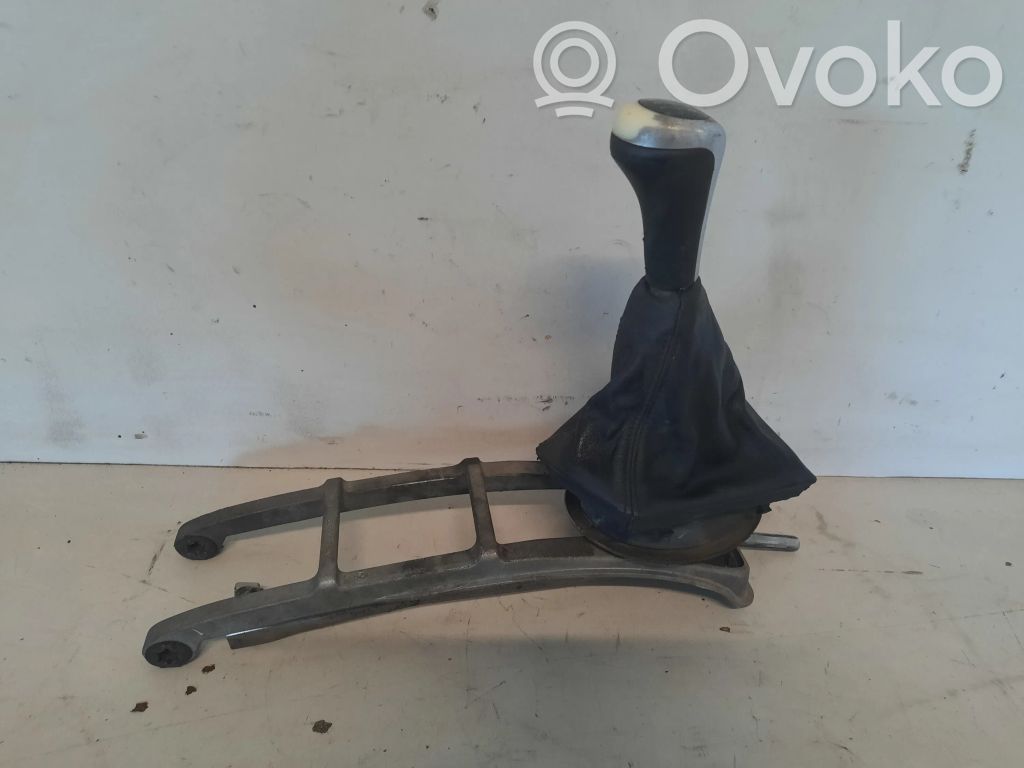 Gear shifter/selector   3404489,3404489