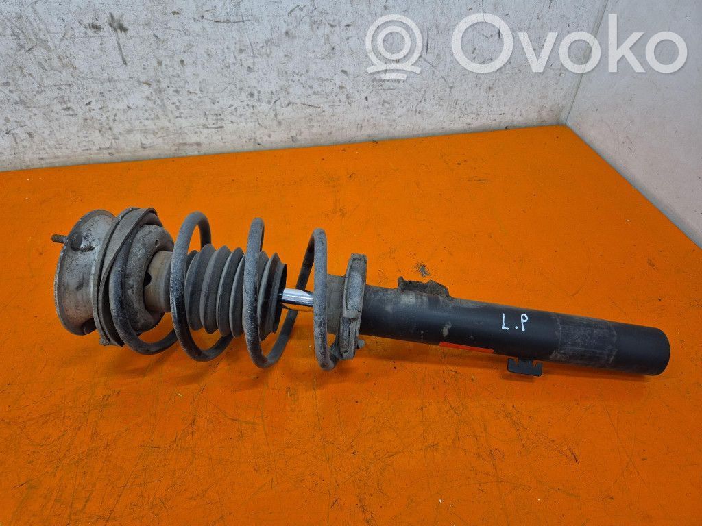 BMW 1 E81 E87 Front shock absorber with coil spring 