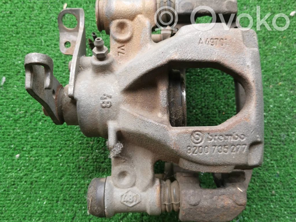 Renault Master III Rear brake caliper 