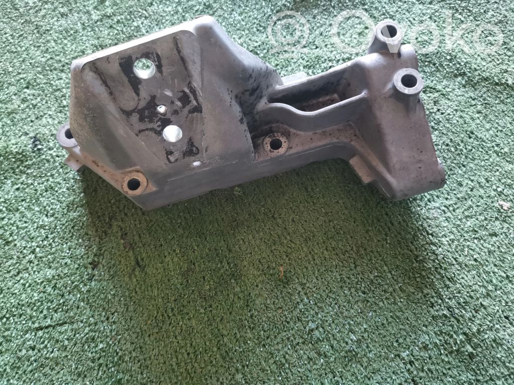 Iveco Daily 6th gen Engine mounting bracket 
