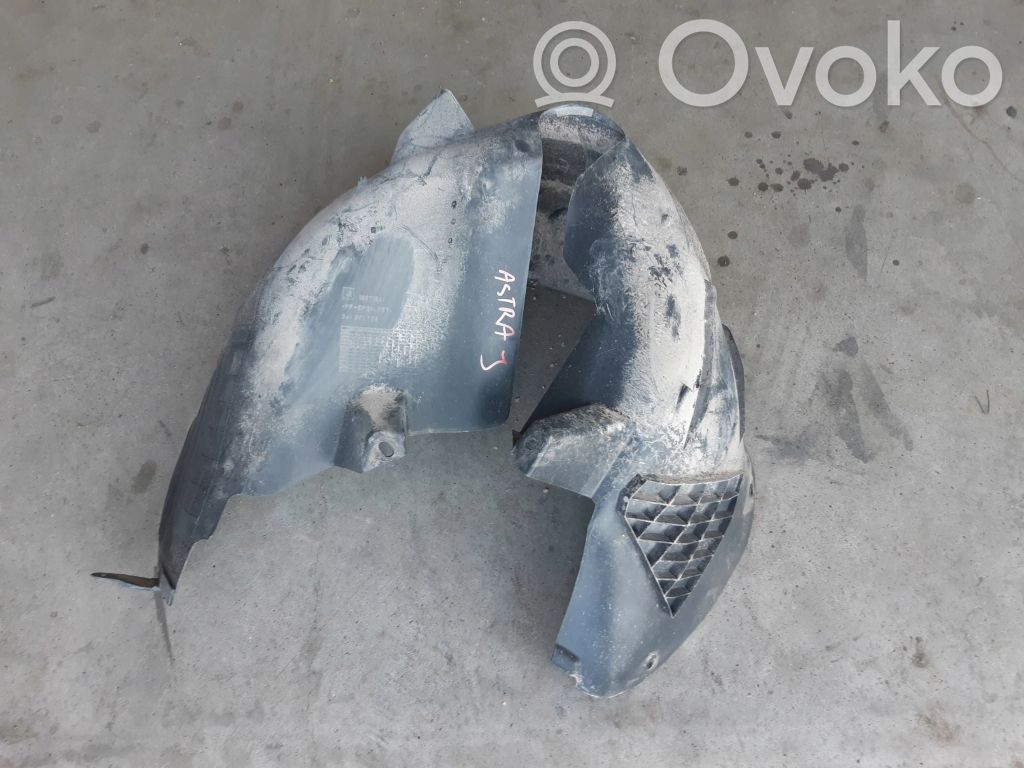 Opel Astra J Revestimientos de la aleta guardabarros antisalpicaduras trasera 