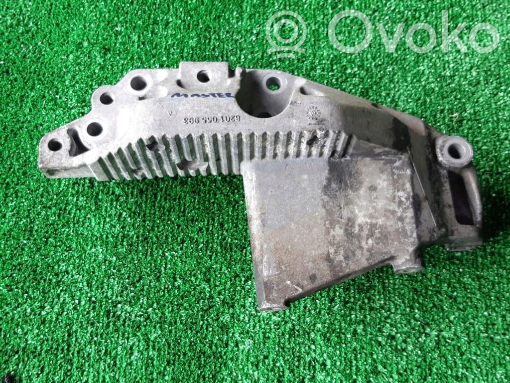 Renault Master III Engine mounting bracket 