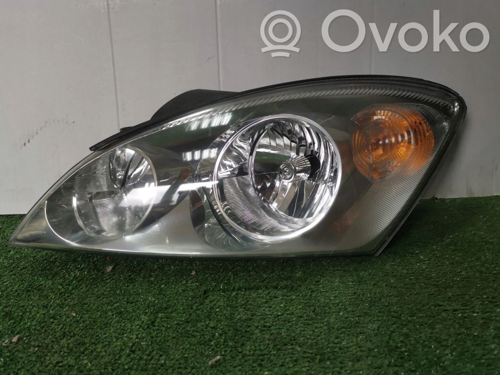 KIA Ceed Headlight/headlamp 