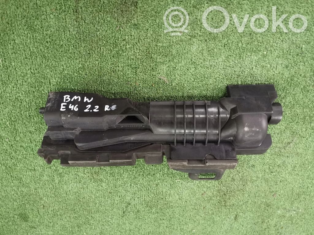 BMW 3 E46 Radiator mount bracket 