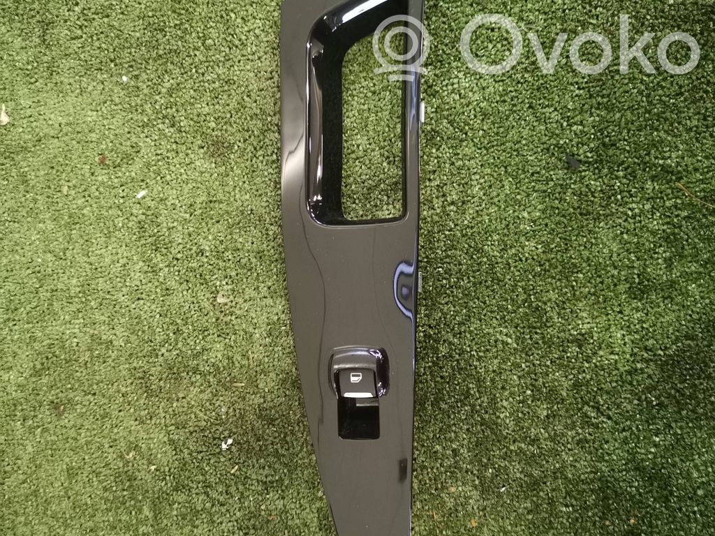 Interruptor de la ventanilla de ventilación   DS7314A567B