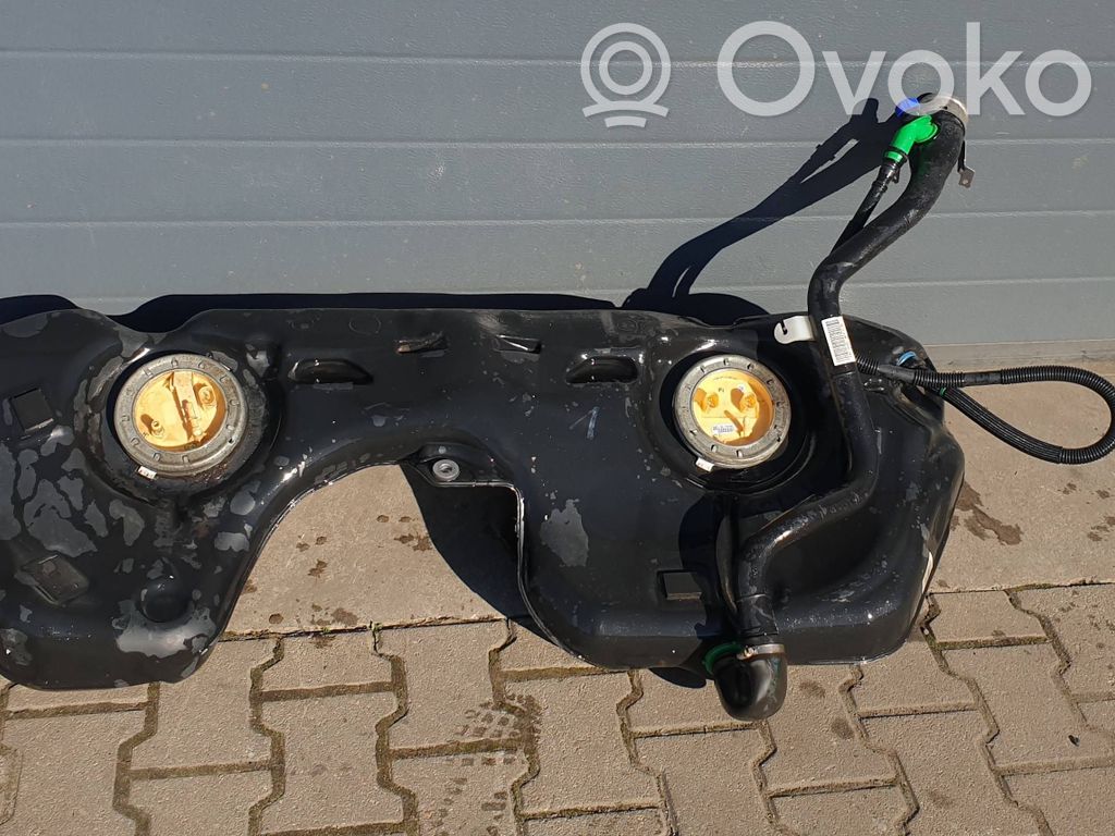 BMW X1 E84 Fuel tank 