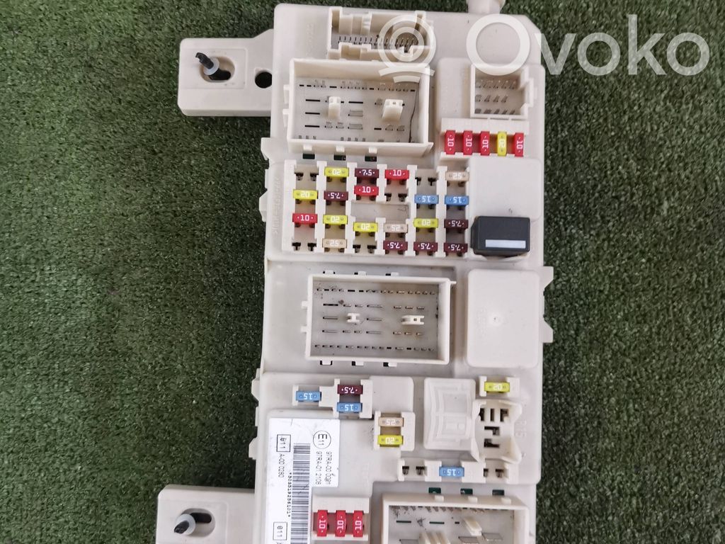 Ford C-MAX I Fuse box set 