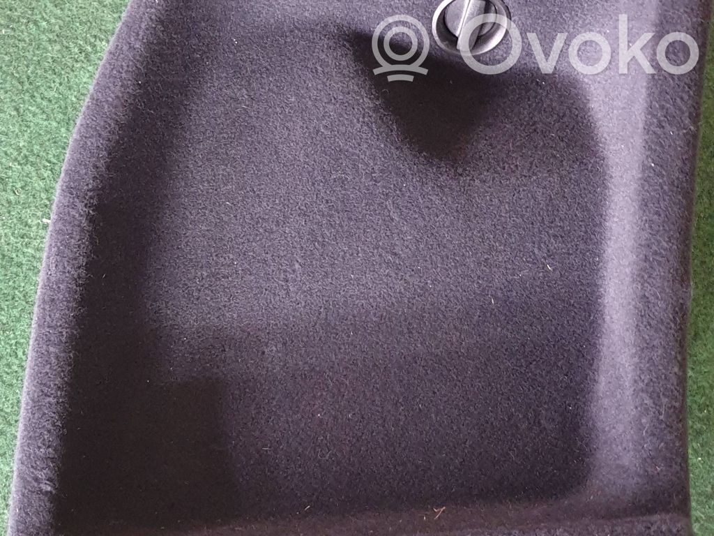 Audi A4 S4 B9 8W Capac plastic hayon 