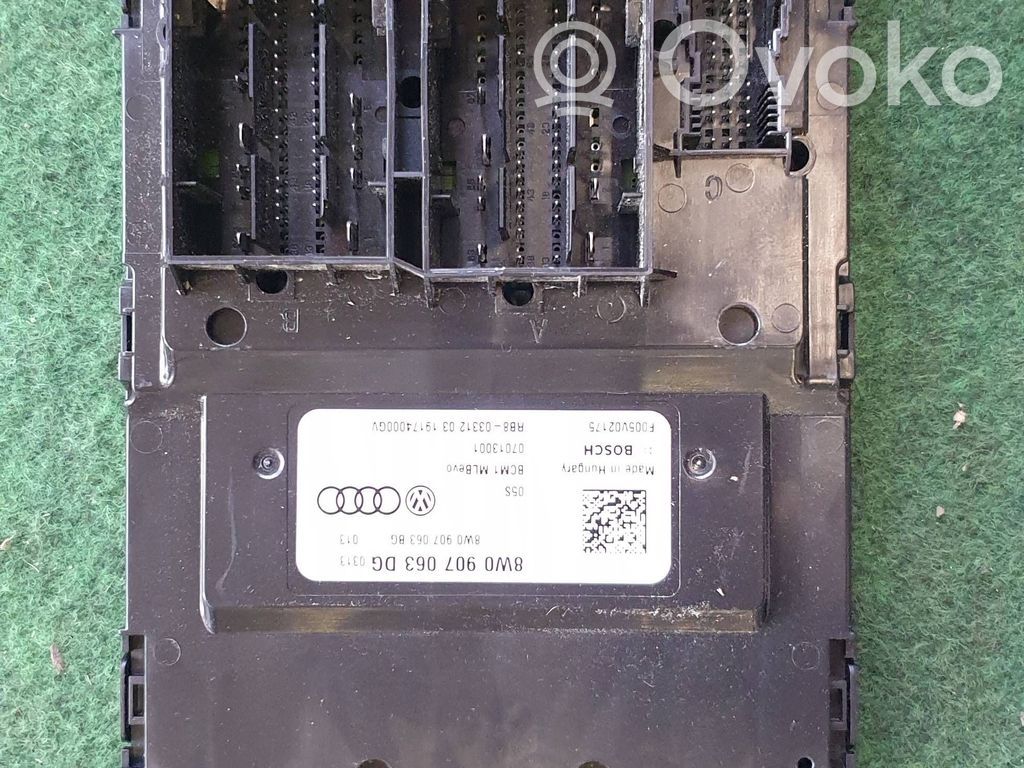 Audi A4 S4 B9 8W Comfort/convenience module 