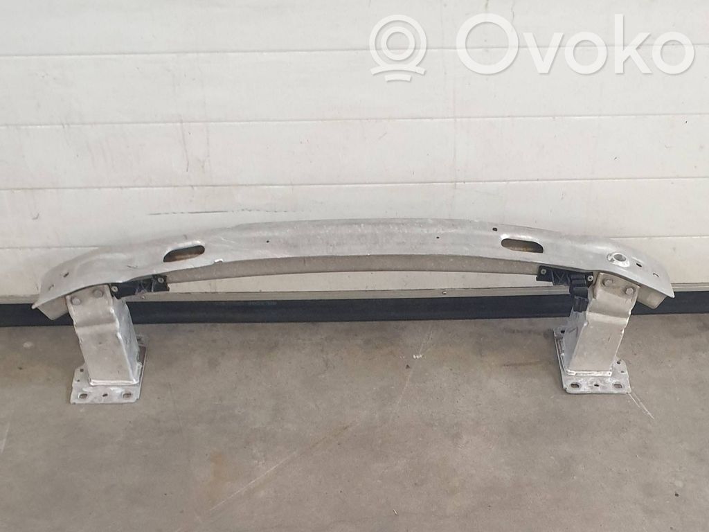 Audi A4 S4 B9 8W Priekšpusē bampera sija / balka 