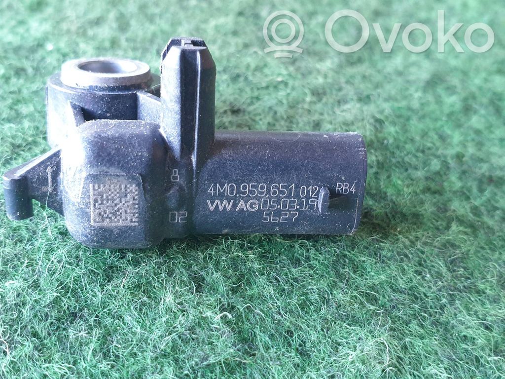 Audi A4 S4 B9 8W Airbagsensor Crashsensor Drucksensor 