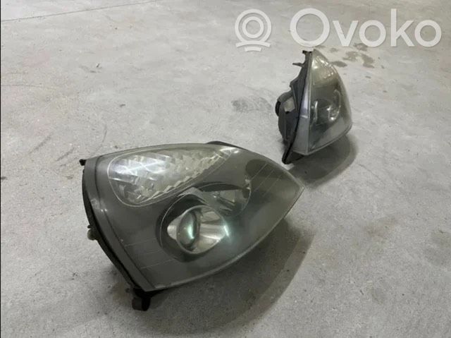 Renault Clio II Scheinwerfer 