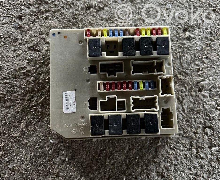 Renault Clio III BSM Control unit 
