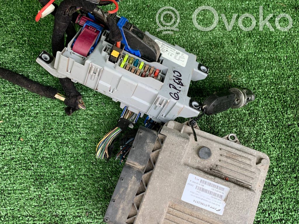 Sterownik / Moduł ECU   51862574,816V8X93K,BC0101847A
