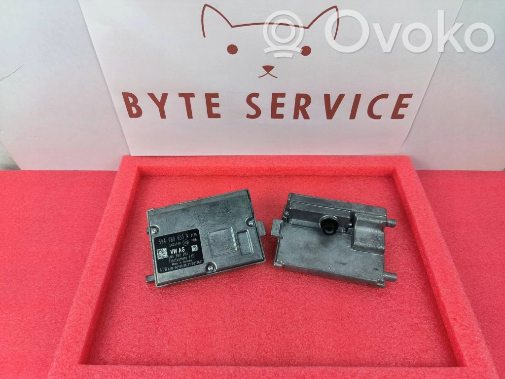 Volkswagen Golf VIII Windshield/windscreen camera 