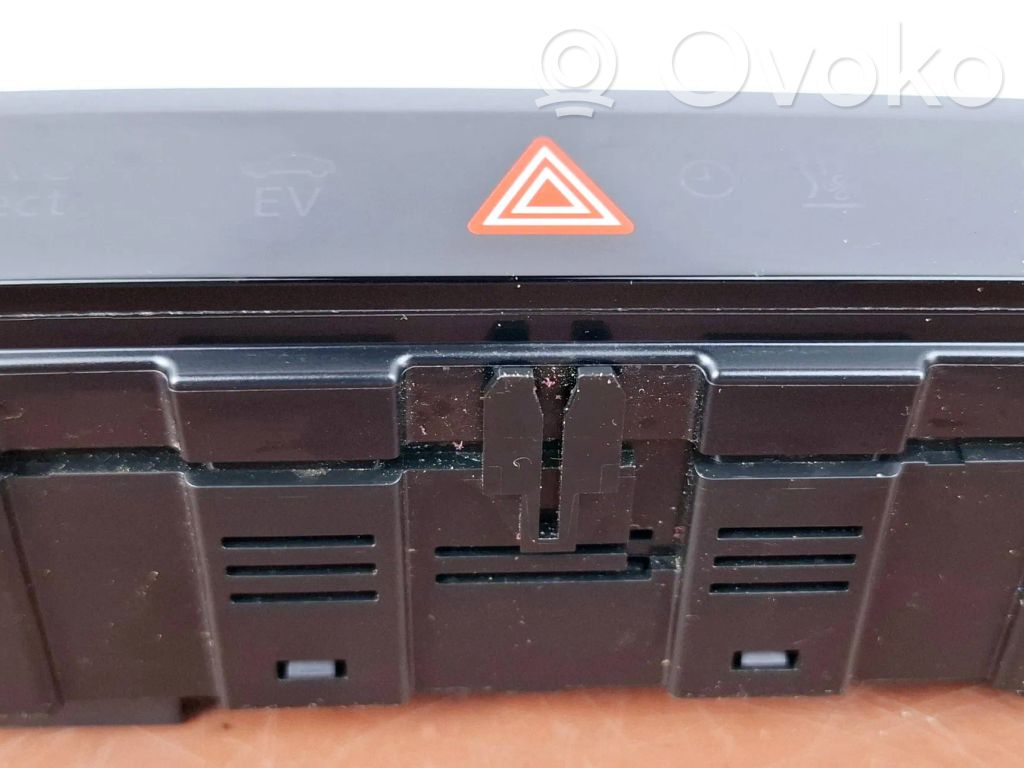 Audi Q4 Sportback e-tron Other switches/knobs/shifts 