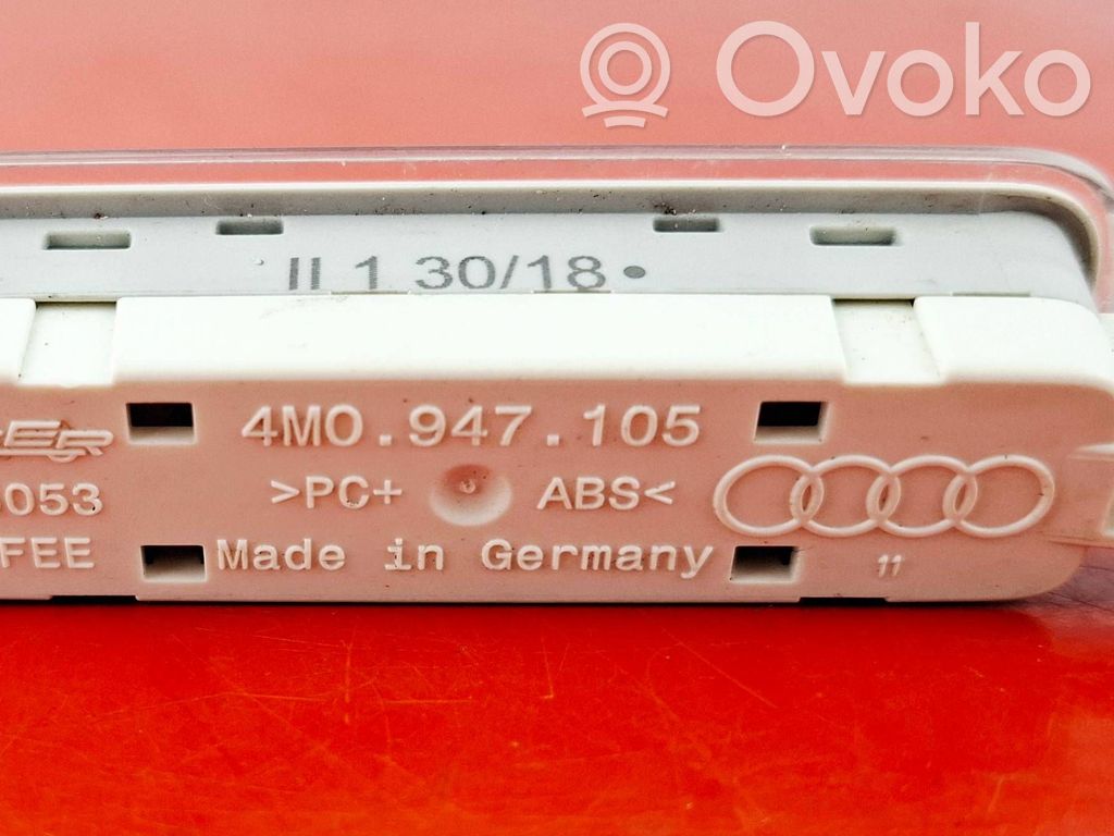 Audi A4 S4 B9 Światło fotela przedniego 