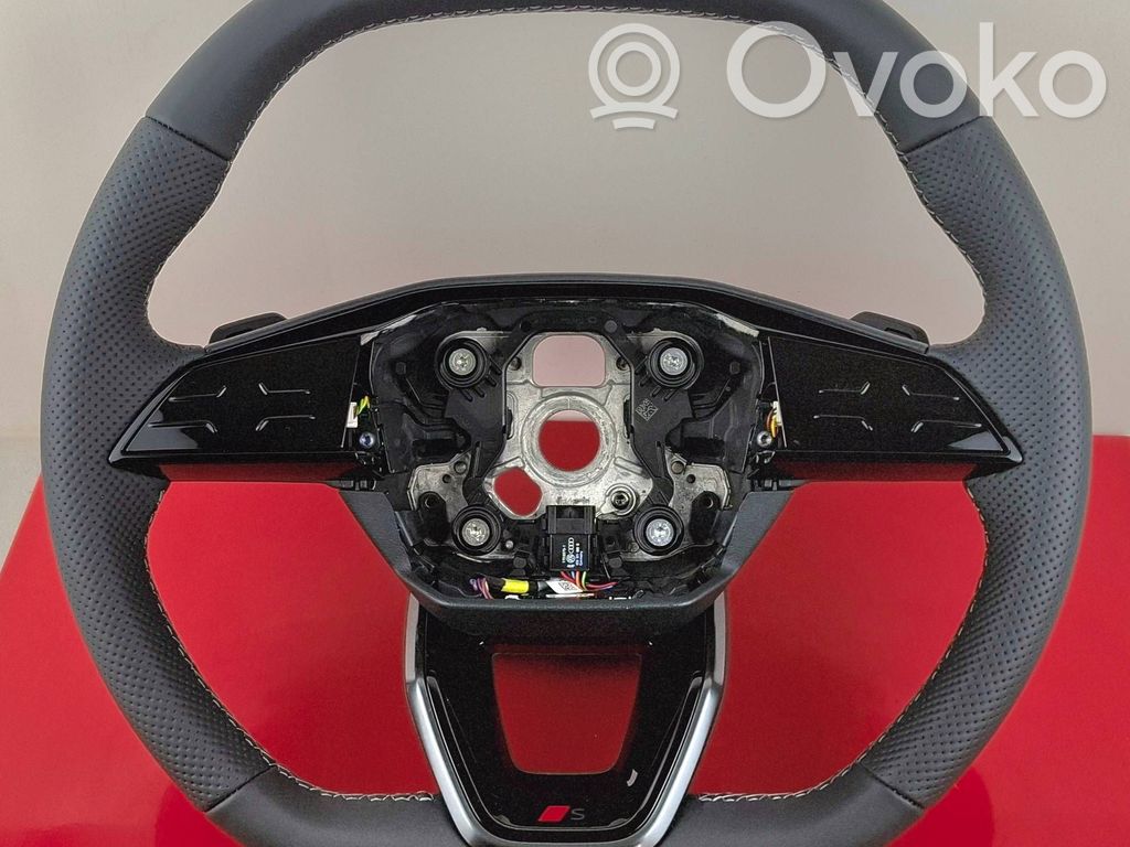 Audi E-tron GT Steering wheel 