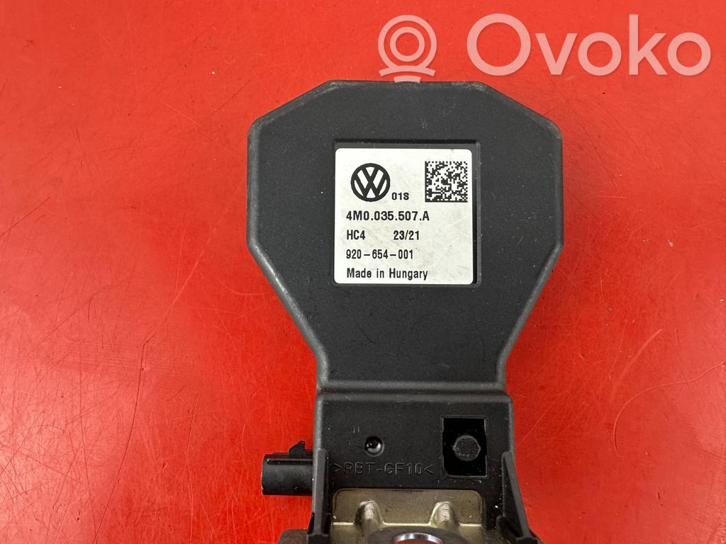 Audi Q8 USB jungtis 