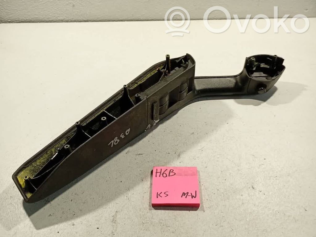 Osłona klamki drzwi przednich   8L3867171G