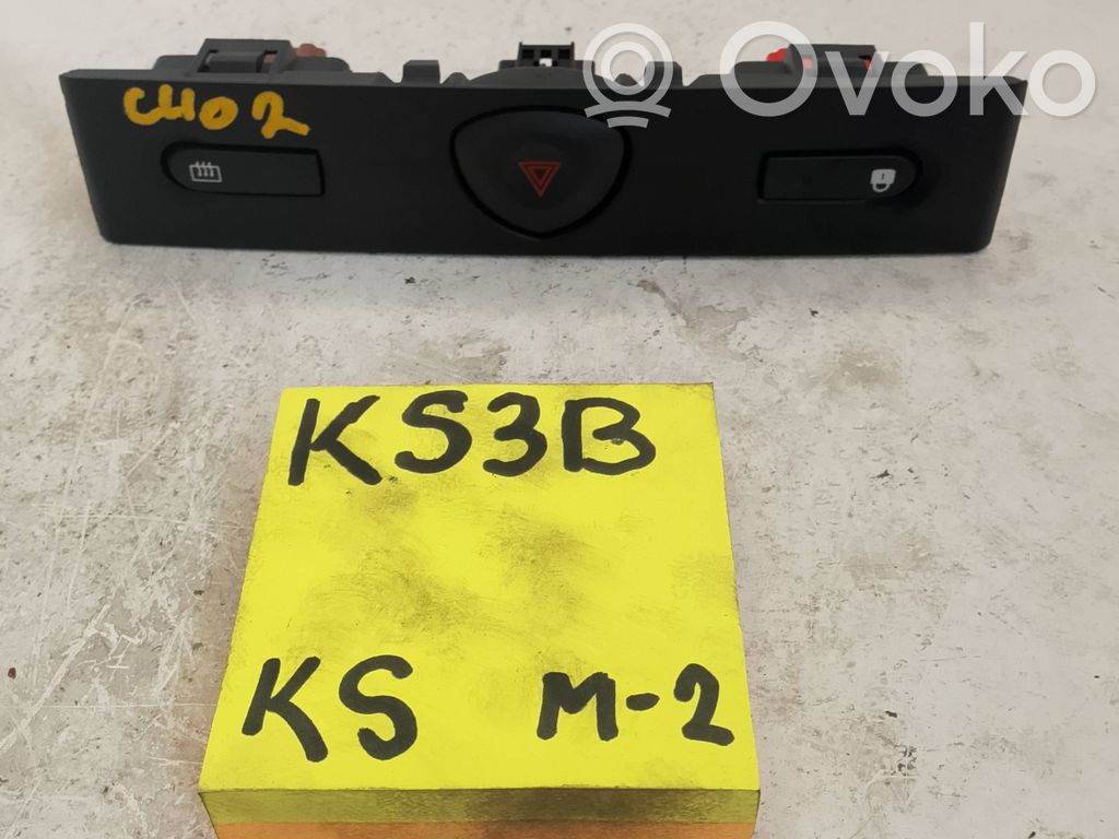 Renault Clio II Hazard light switch 