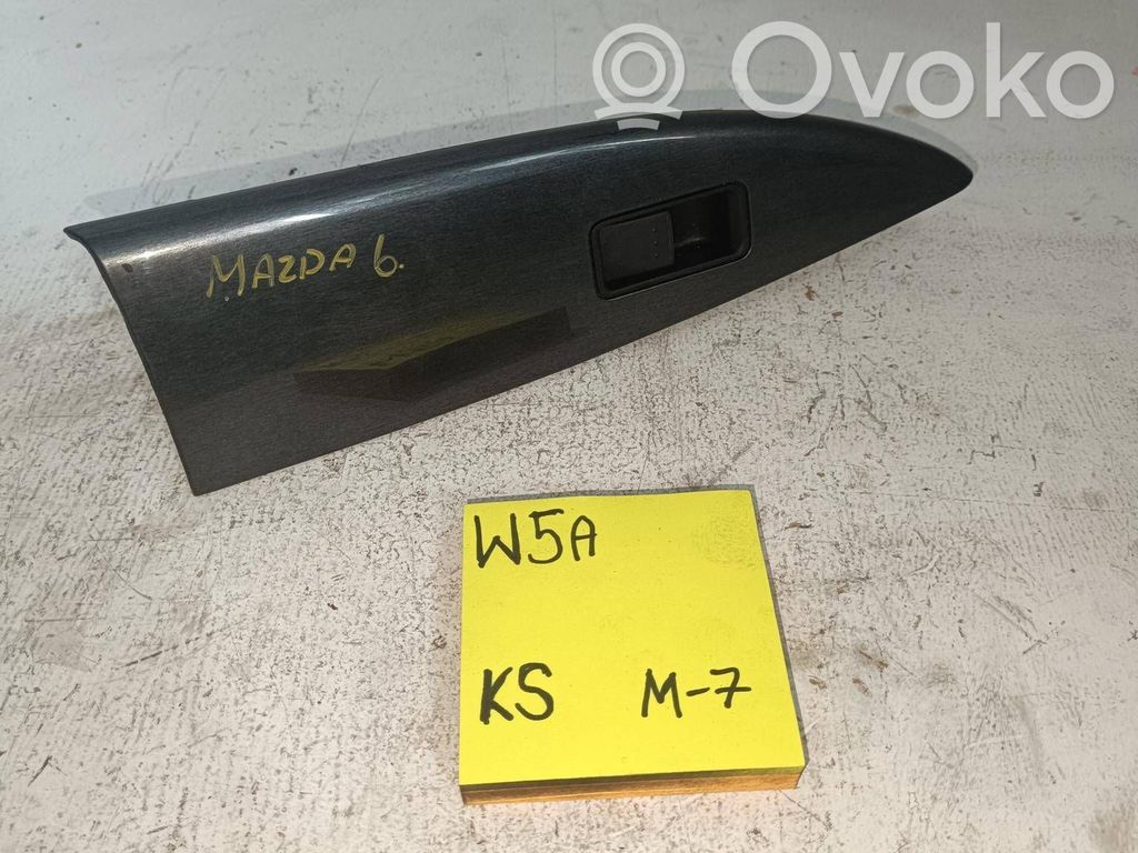 Electric window control switch   GP9A66370