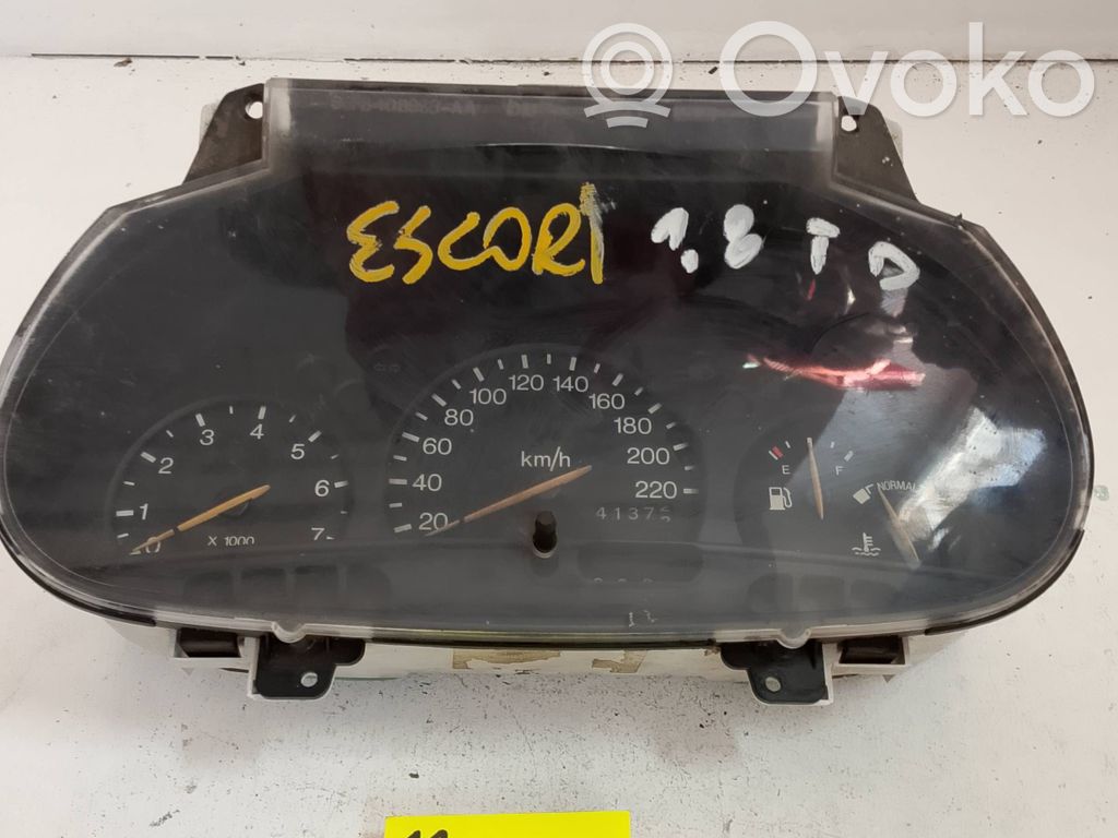 Ford Escort Geschwindigkeitsmesser Cockpit 