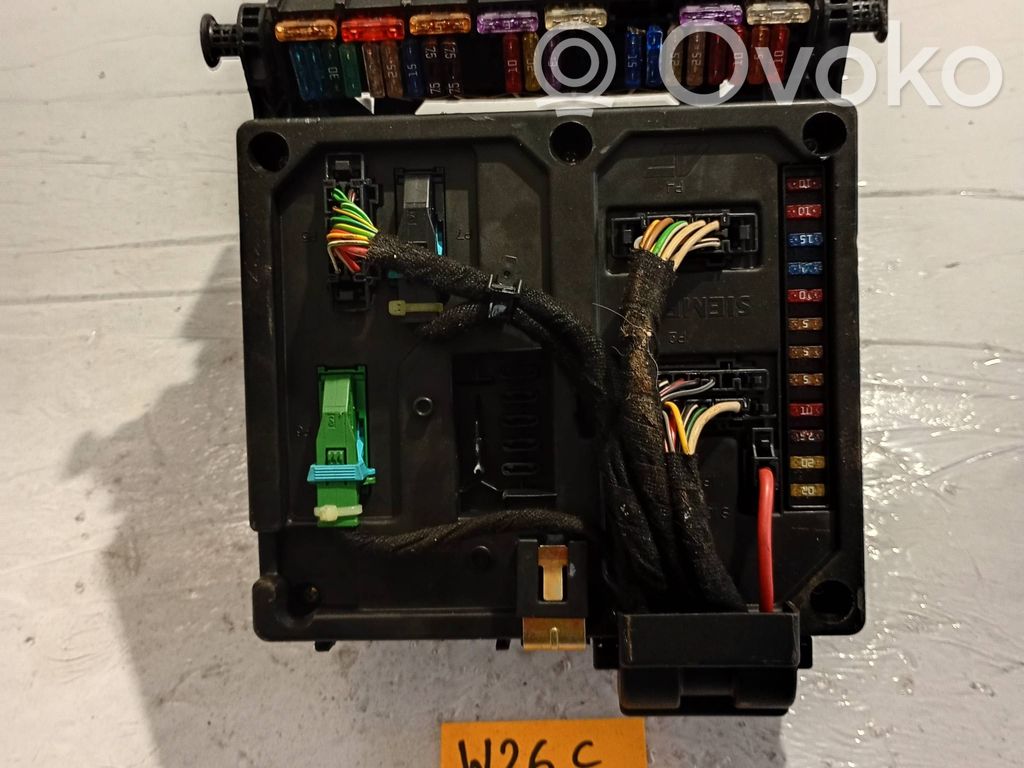 Ford Galaxy Fuse module 