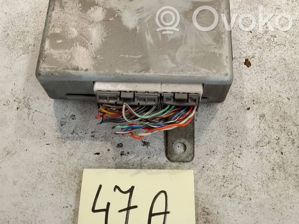 Inne części wnętrza samochodu   3394060G00
