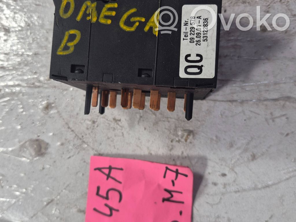 Opel Omega B1 Light switch 