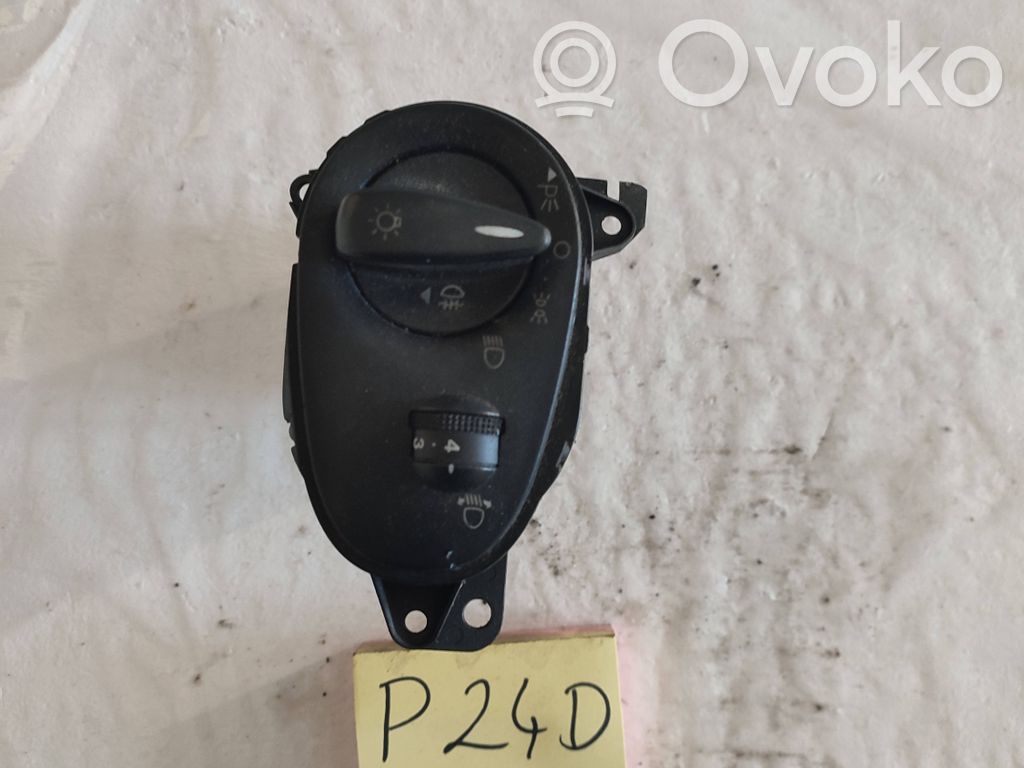 Interrupteur d’éclairage   98AG13A024CF