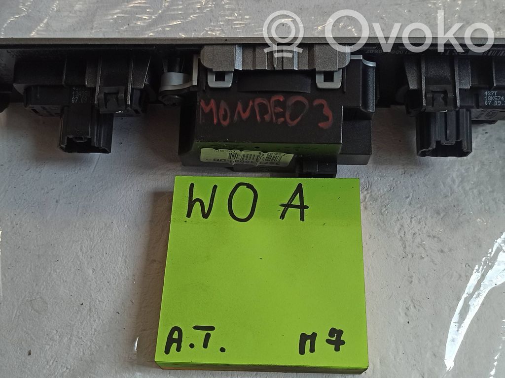 Ford Mondeo Mk III Moldura del climatizador/control de calefacción 