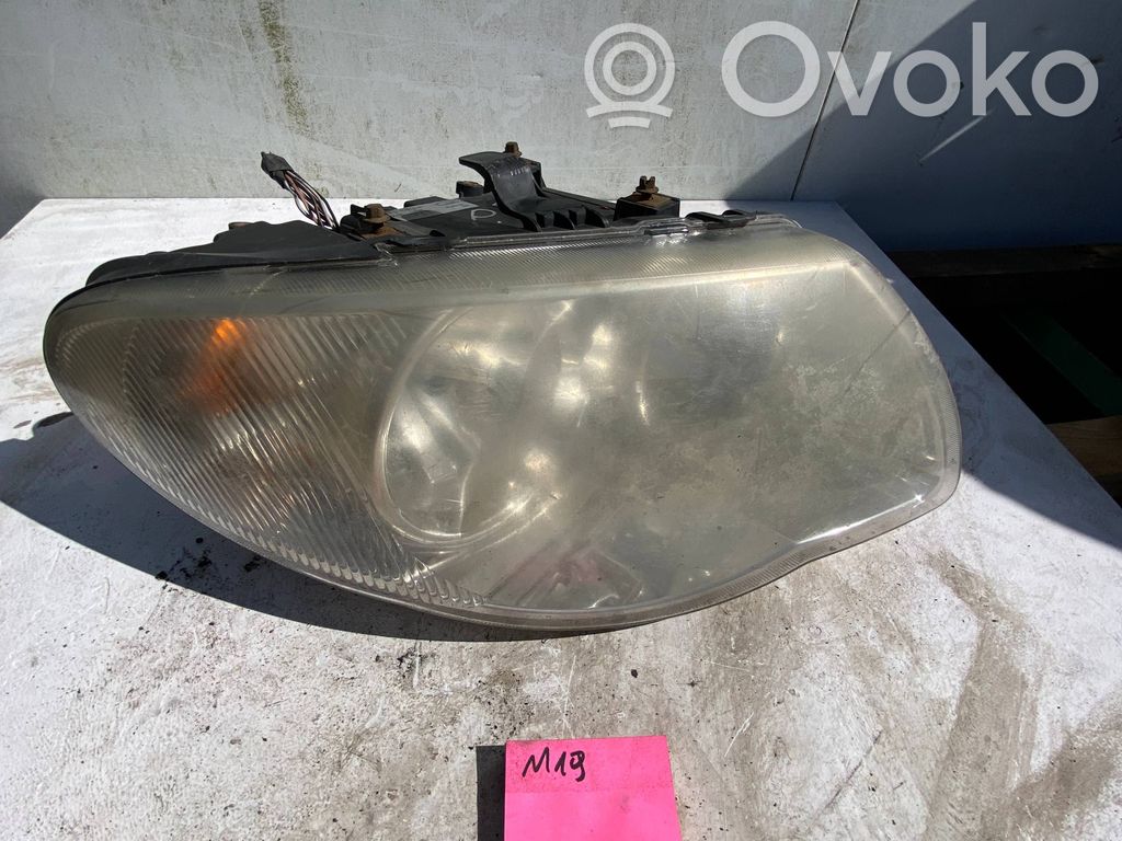 Chrysler Voyager Headlight/headlamp 
