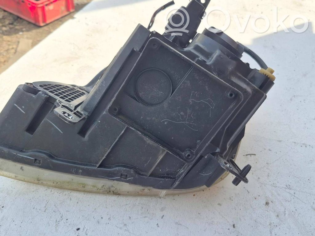Renault Modus Headlight/headlamp 