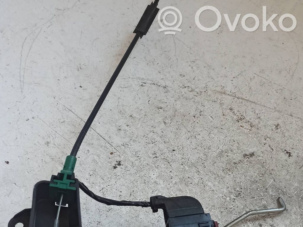 Opel Astra H Zamek drzwi tylnych 