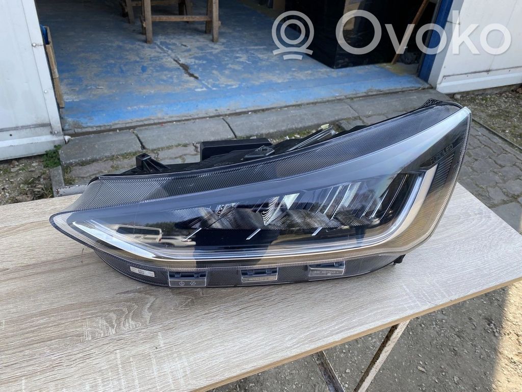 Ford Focus Headlight/headlamp 