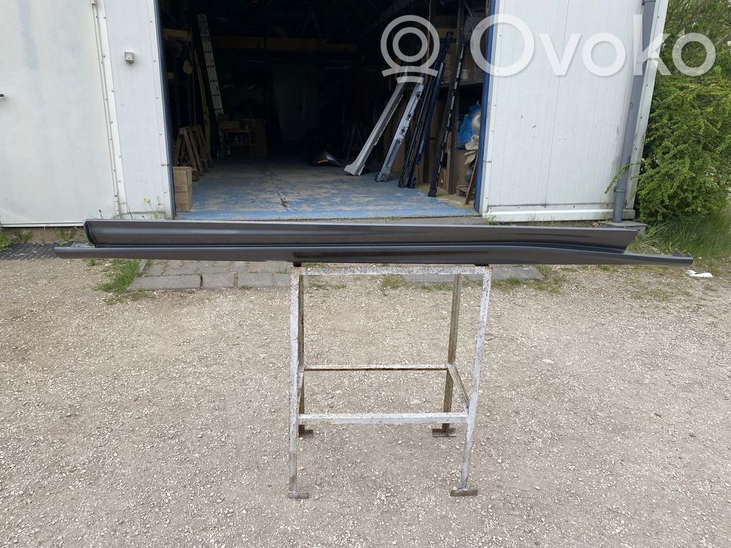 Ford Focus Sill/side skirt trim 