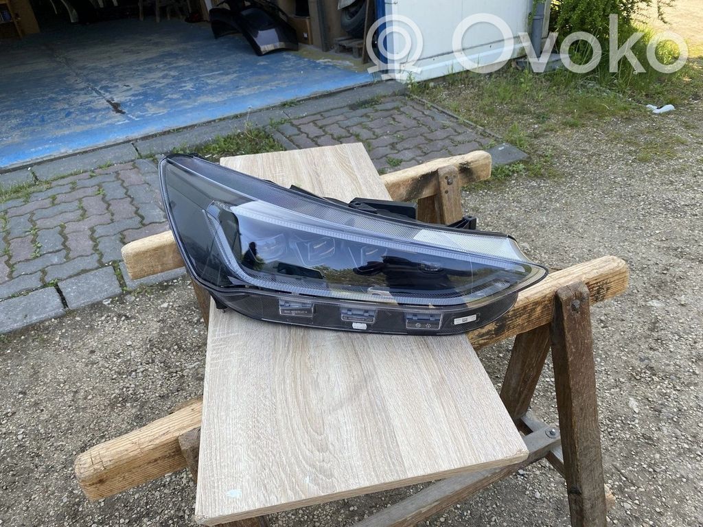 Ford Focus Scheinwerfer 